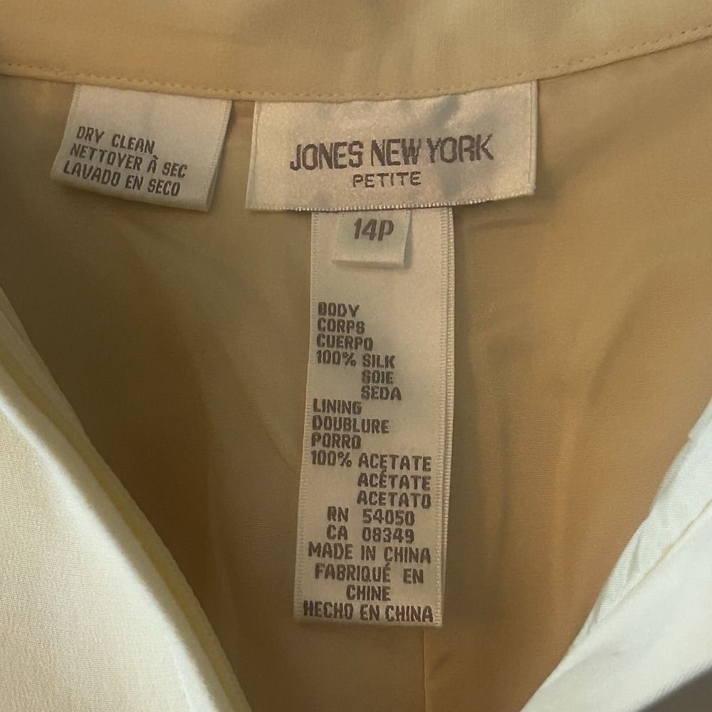 Vintage Jones New York 2-piece Vanilla Cream Silk Suit Old Money Minimalist 14P - Picture 13 of 14